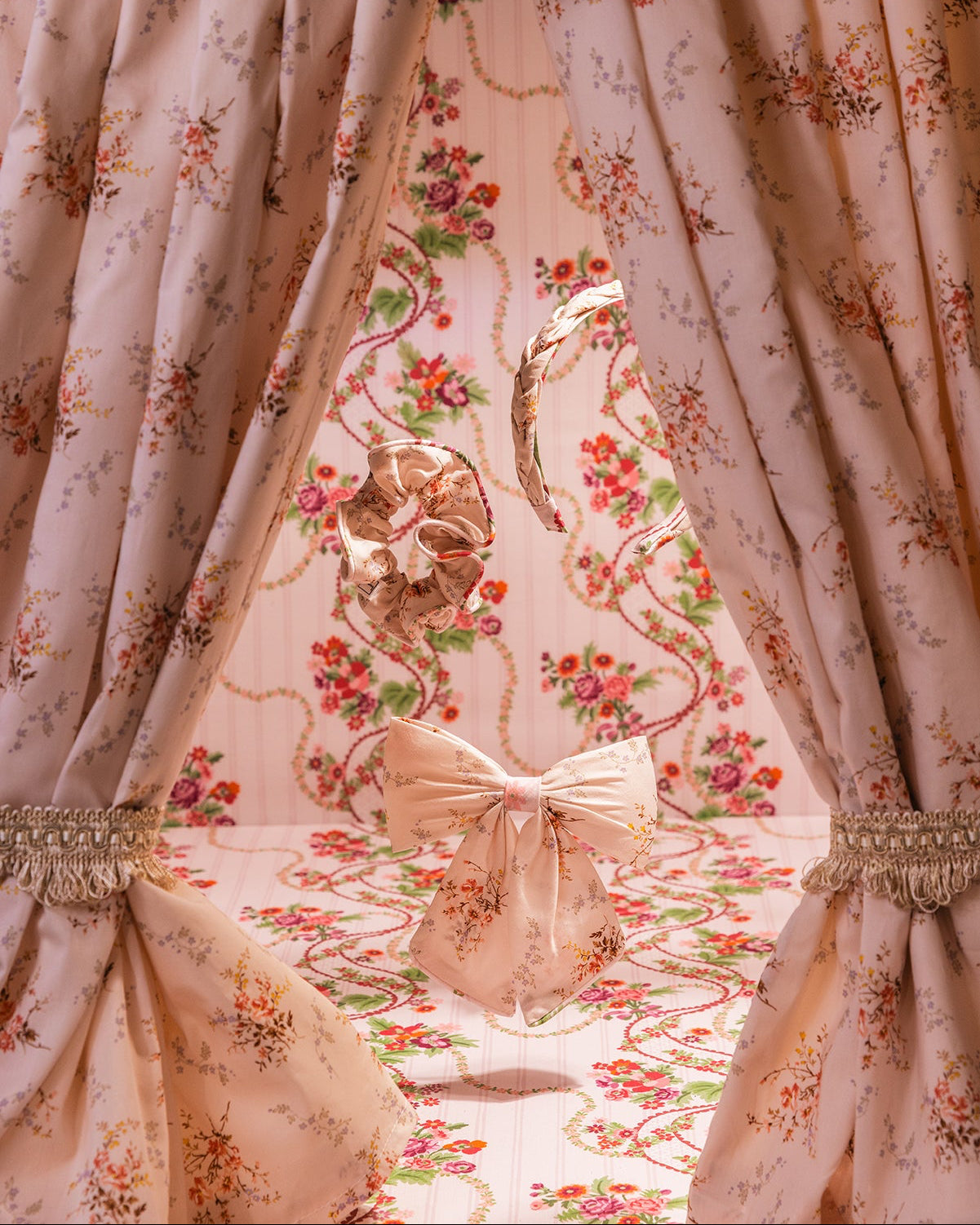 HAIR SHRUNK MW LIBERTY GARDEN BLOOMS