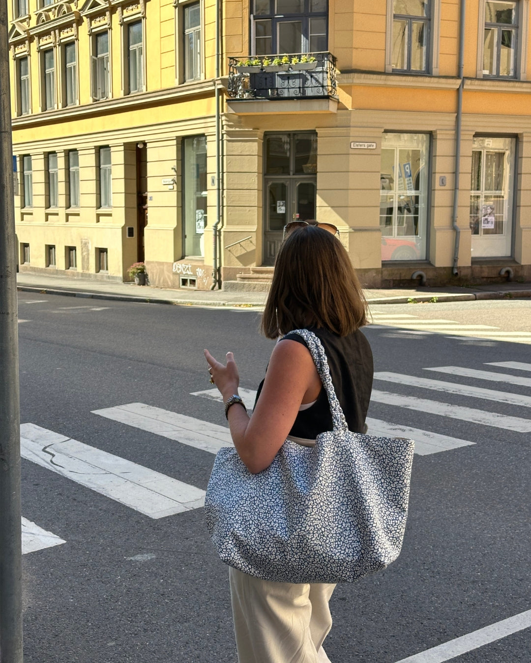 SHOPPER MW LIBERRTY FEATHER BLUE